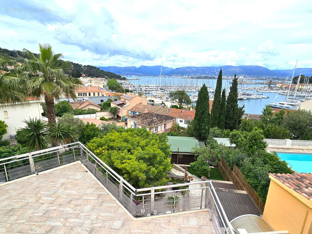Maison à SAINT-MANDRIER-SUR-MER