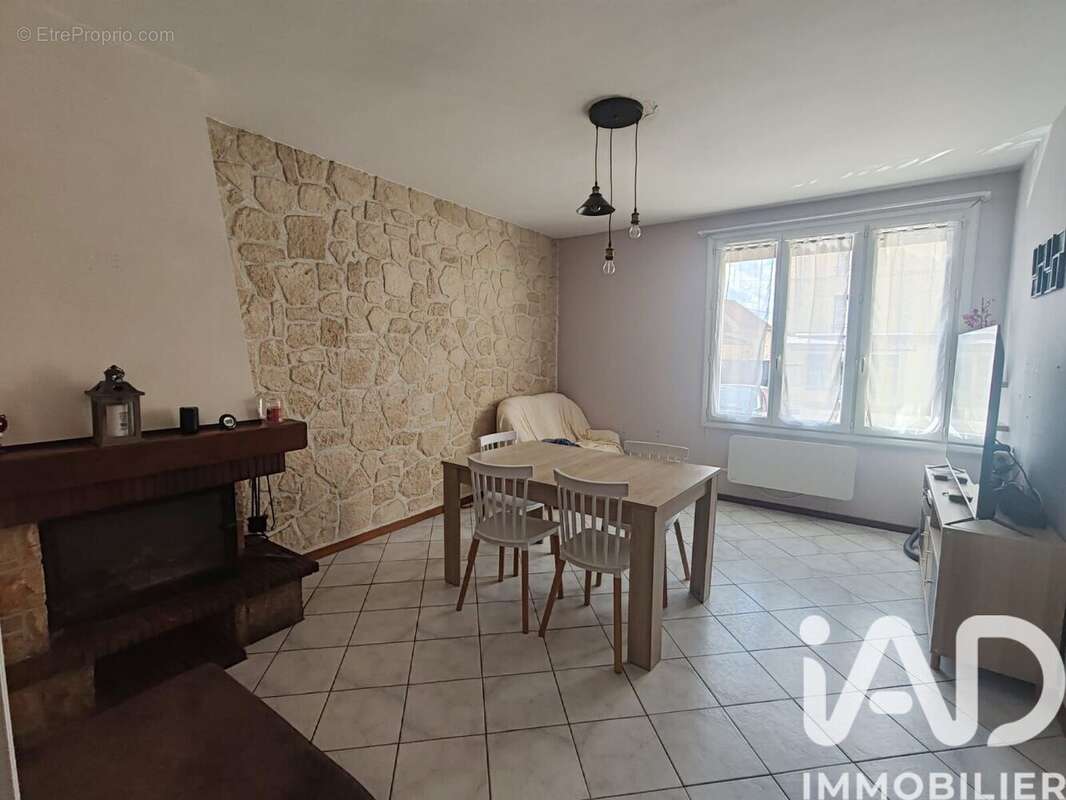Photo 3 - Maison à VIELS-MAISONS