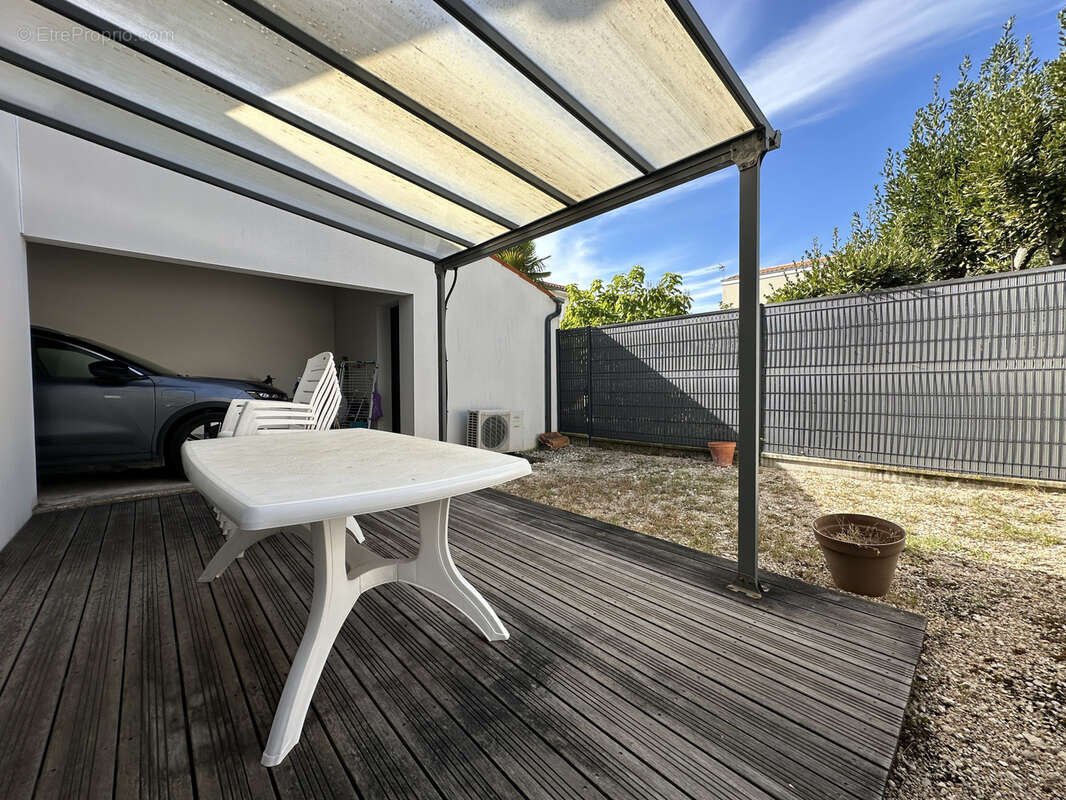 Maison à SAINT-GEORGES-DE-DIDONNE