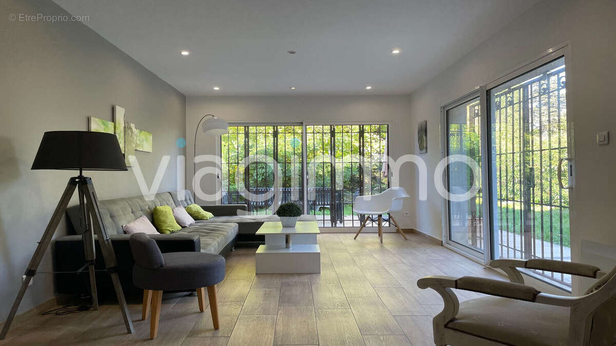 Maison  5 pièce(s) 109 m2 - photo 3