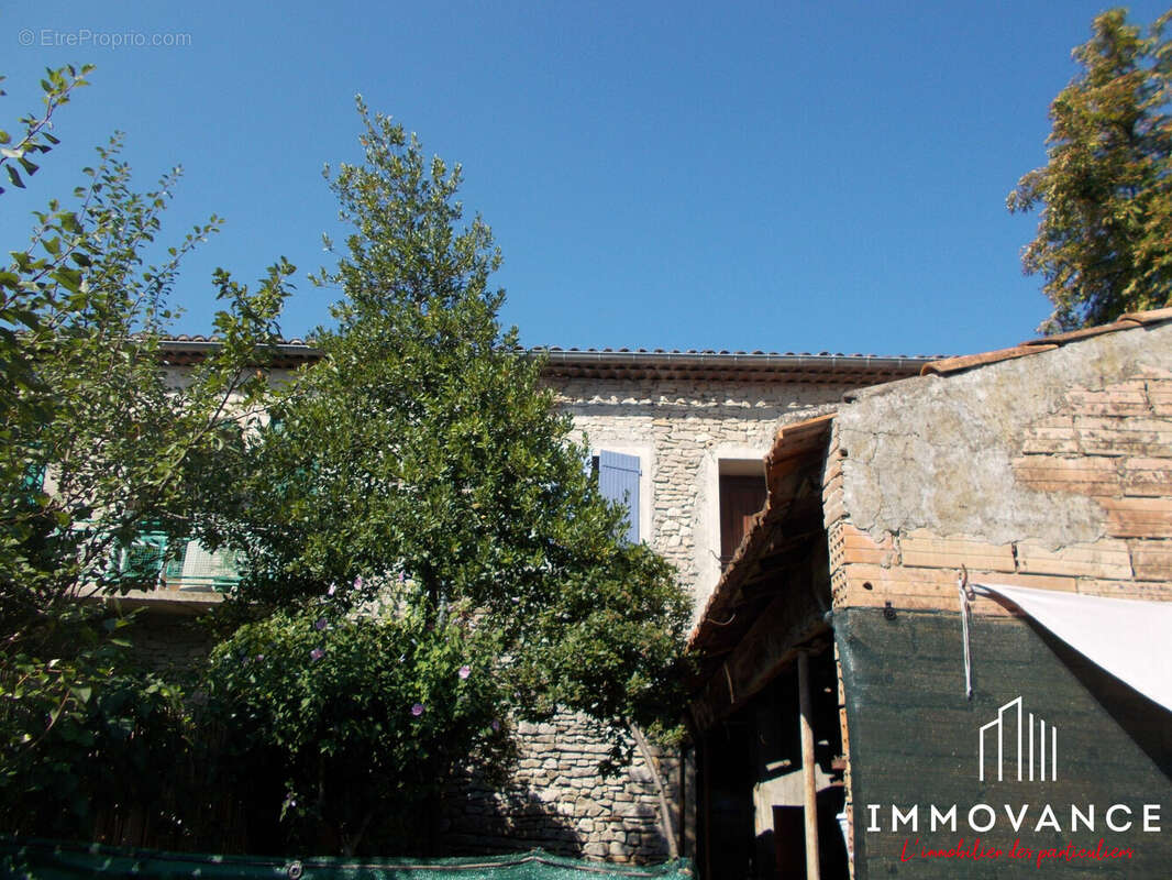 Maison à SAINT-MATHIEU-DE-TREVIERS