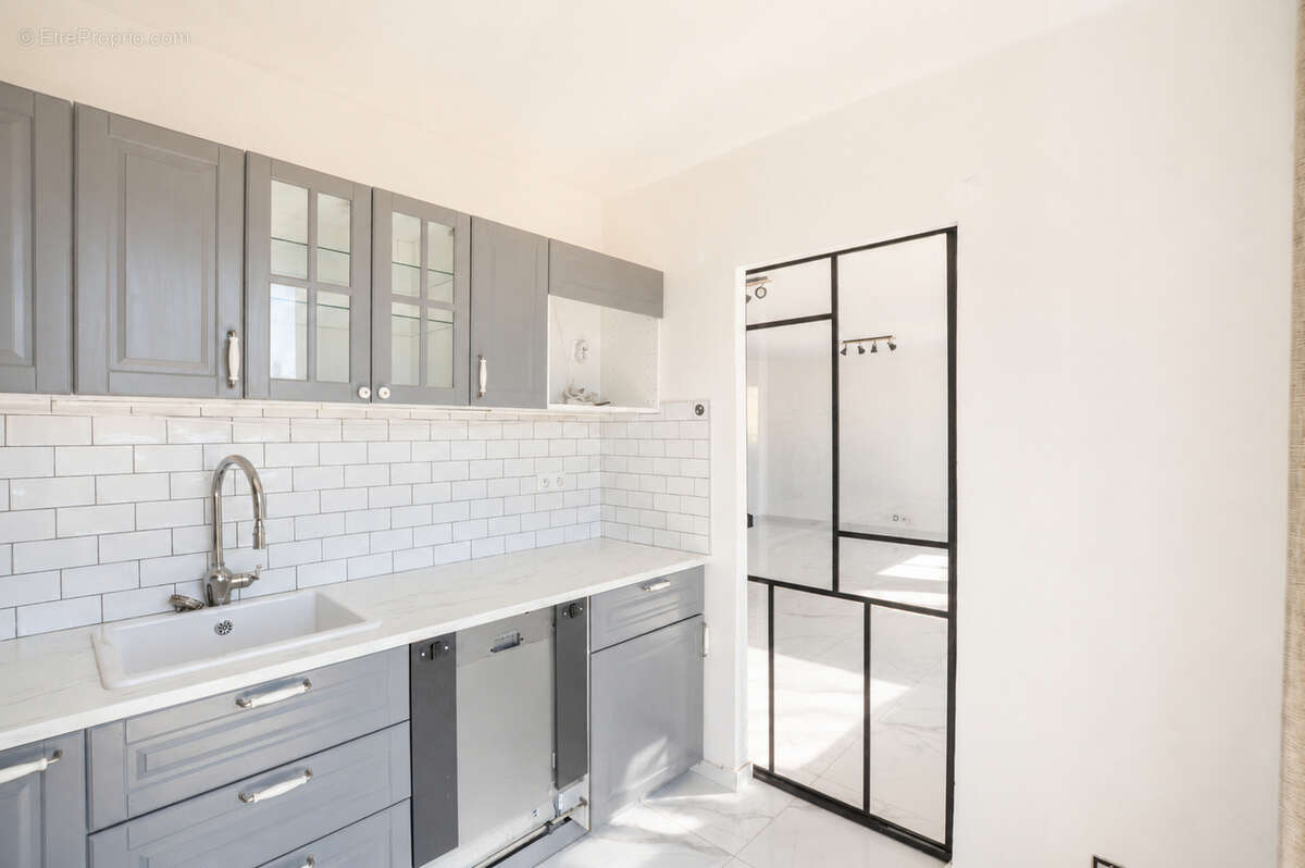 Appartement à MARSEILLE-12E