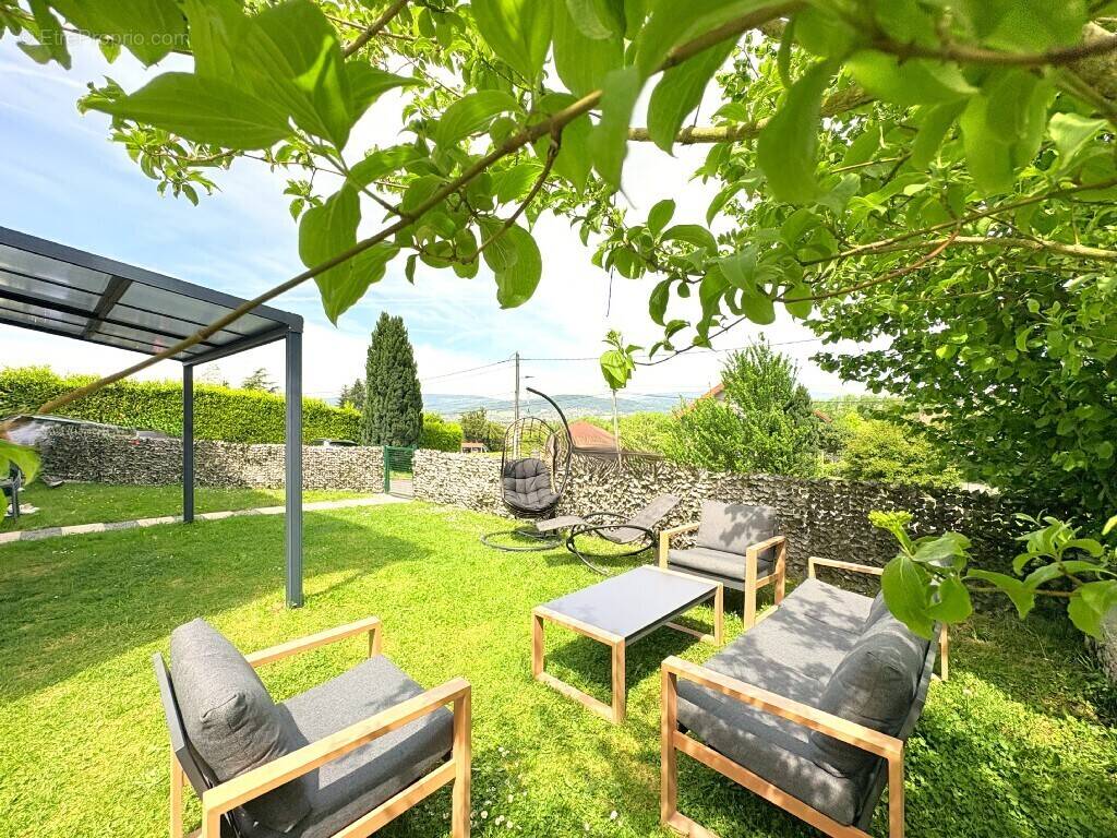 Appartement à ANNECY-LE-VIEUX