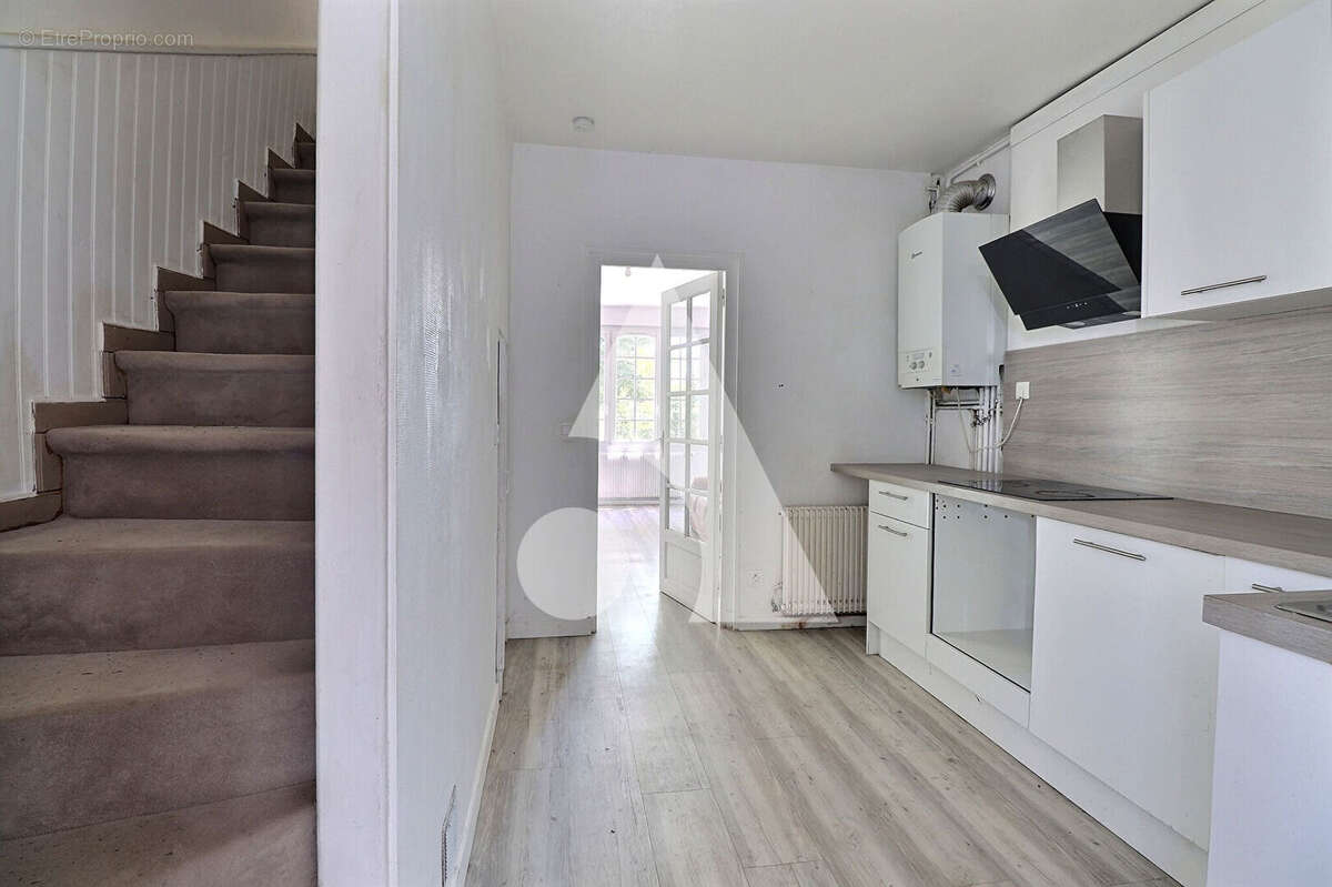 Appartement - Auvers Sur Oise - 2 pièces - photo 3