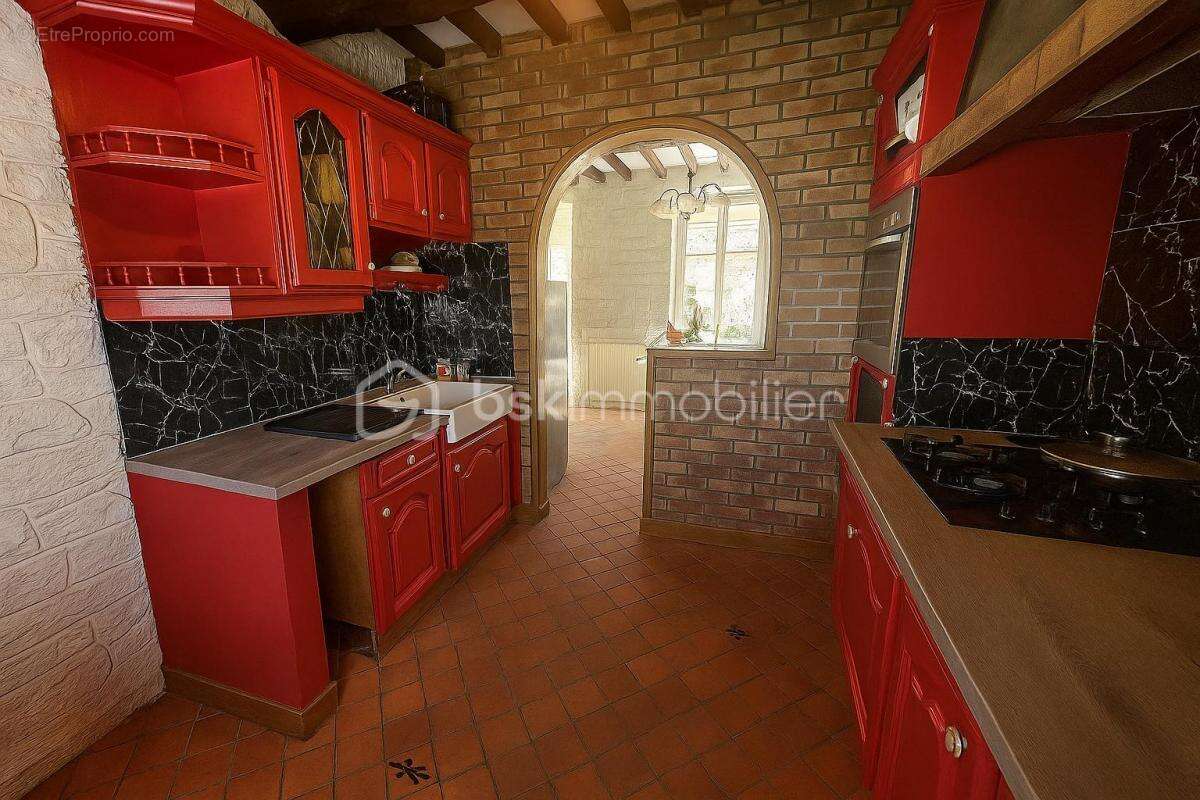 Maison à PORT-EN-BESSIN-HUPPAIN