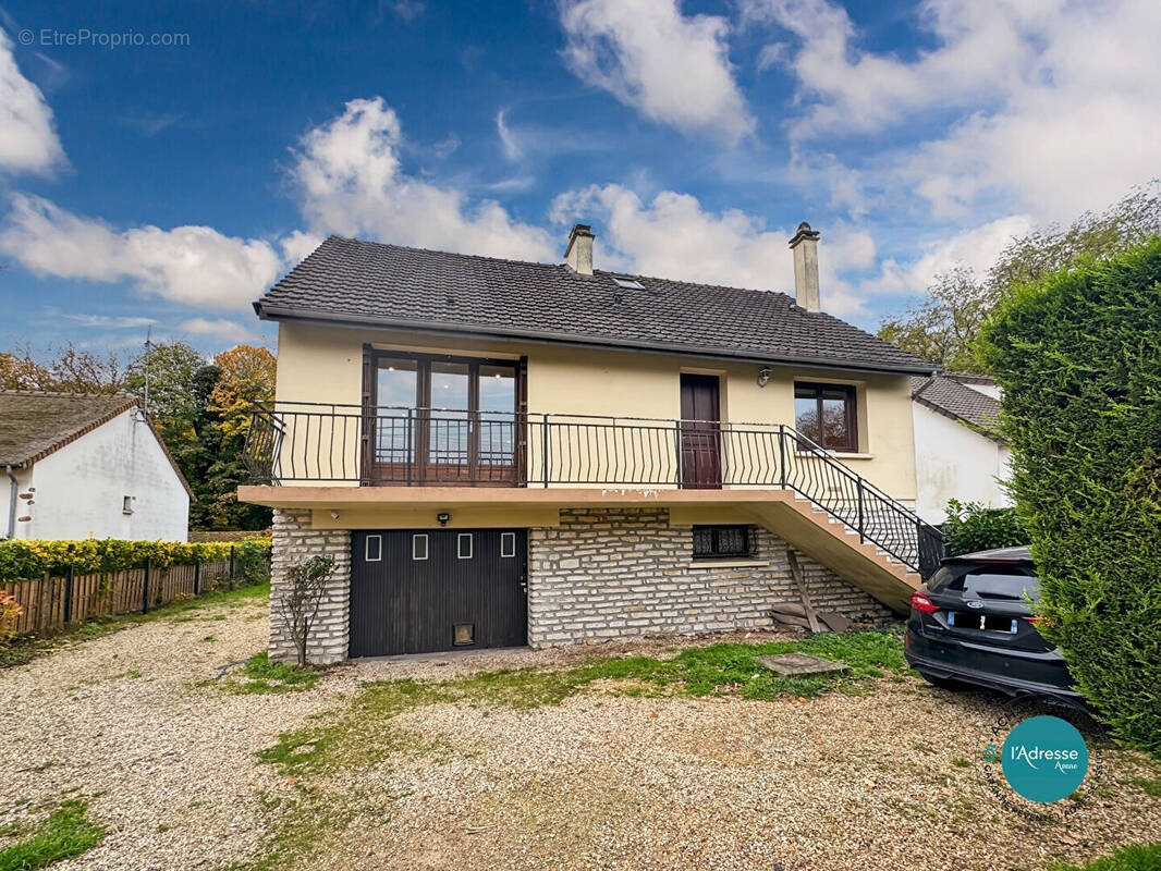 Maison à NAINVILLE-LES-ROCHES