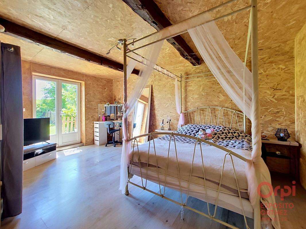 Maison à AMOU