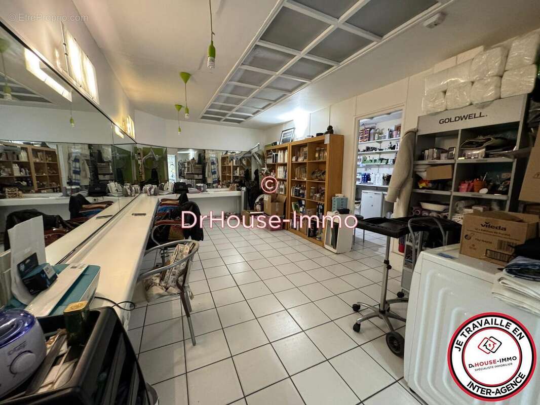 Commerce à MANTES-LA-JOLIE