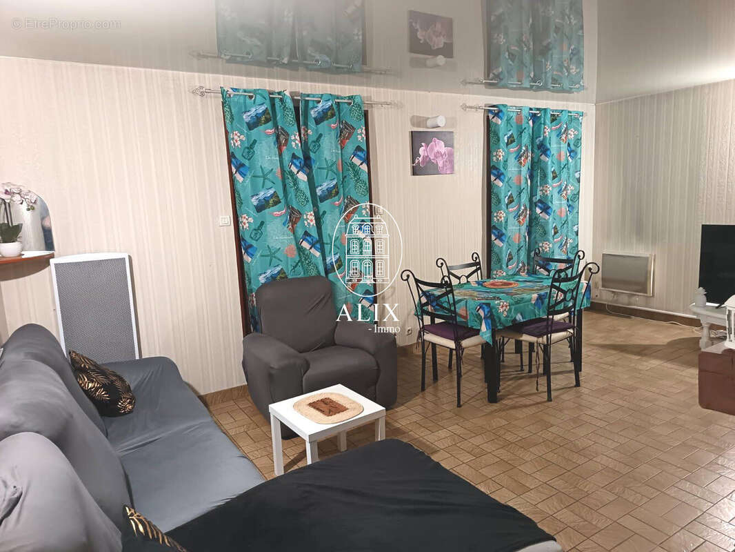 Maison à FONTENAY-SUR-LOING