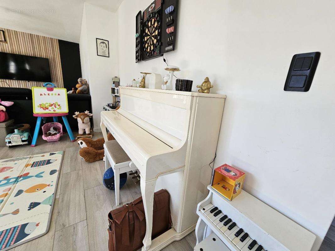 Maison à HONGUEMARE-GUENOUVILLE