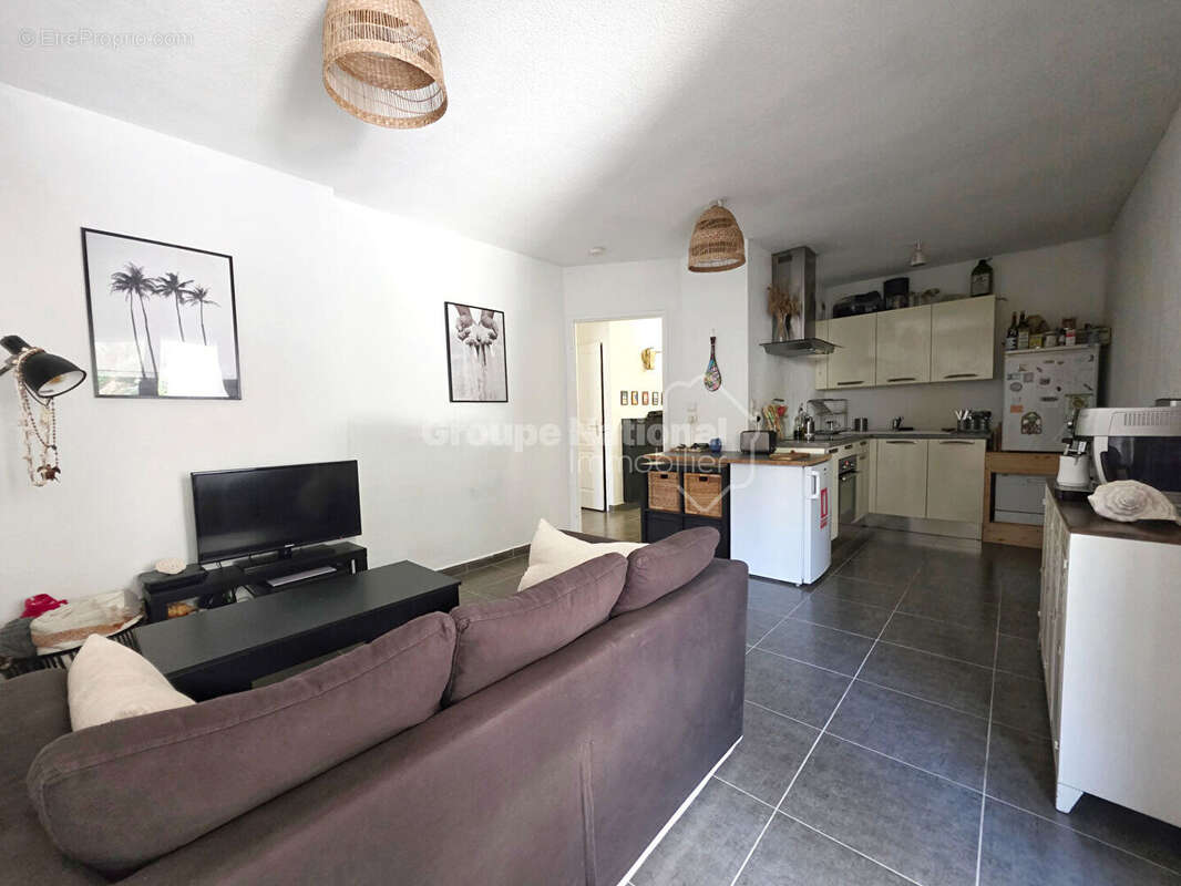 Appartement à SAINT-CHAMAS