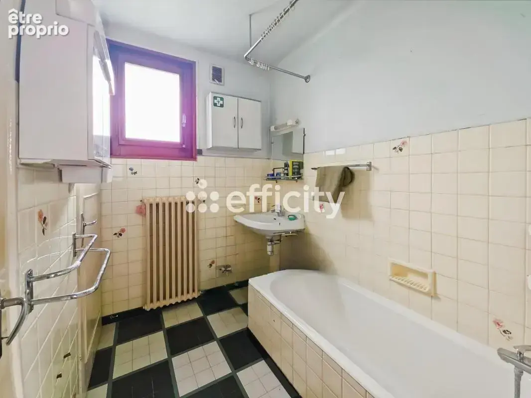 Maison 4 pièces 149 m² à vendre à Thyez (74300) - photo 9