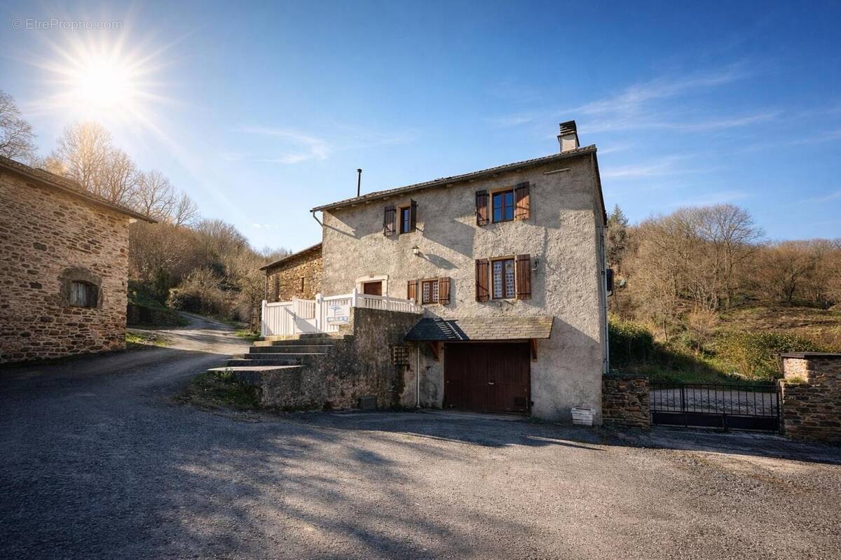 Photo 1 - Maison à BERLATS