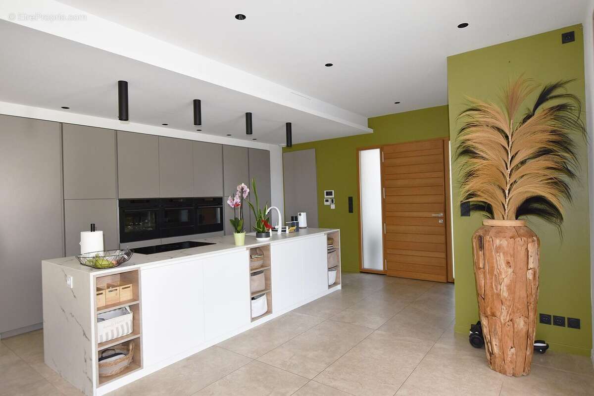 Cusine  - Maison à NAGES-ET-SOLORGUES