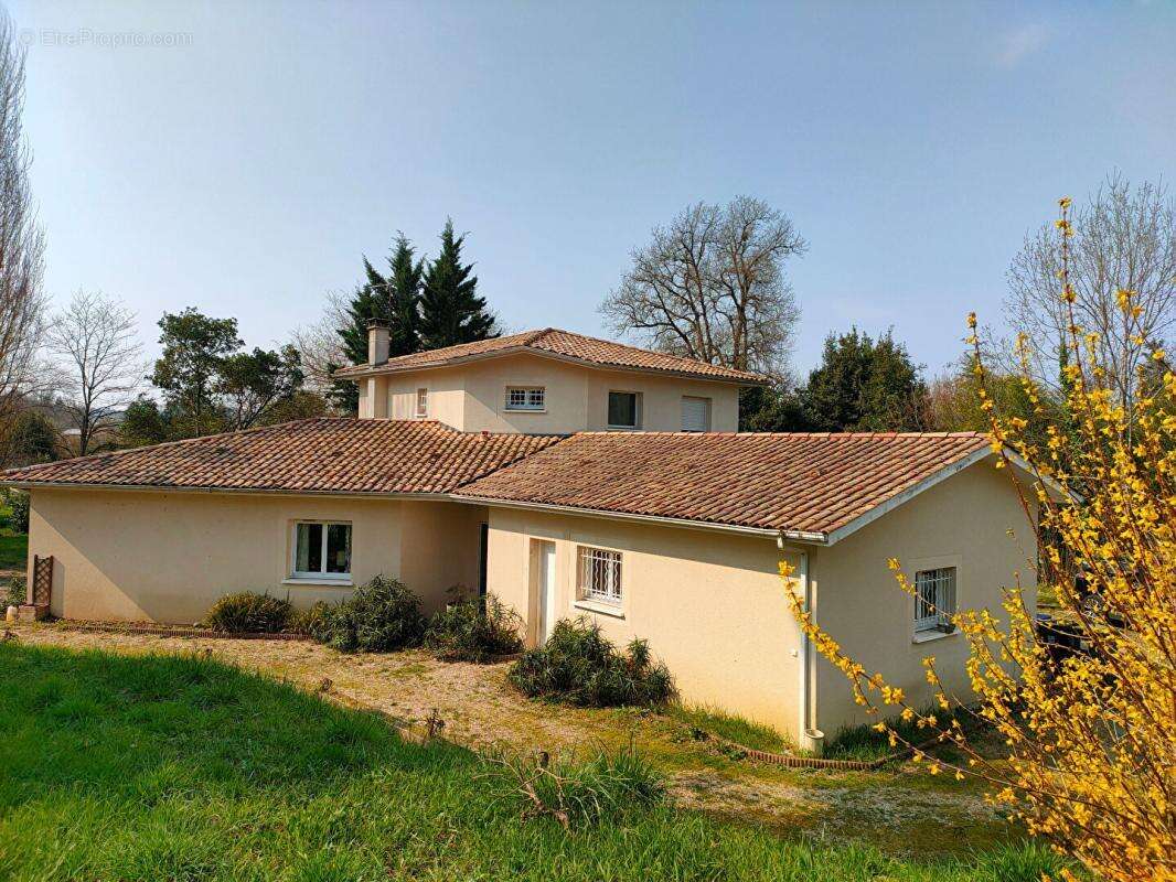 Maison à SAINTE-EULALIE