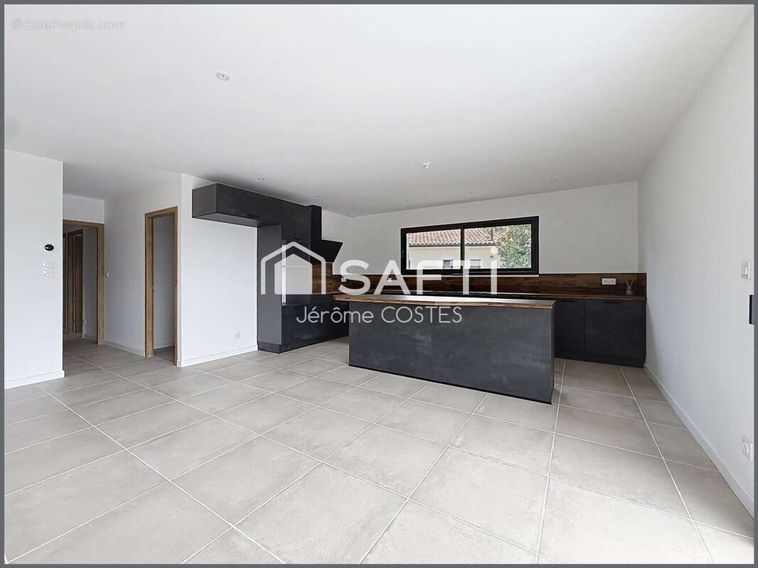 Photo 3 - Maison à MONTBETON