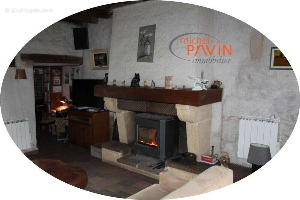 Maison à LA GUERCHE-SUR-L&#039;AUBOIS