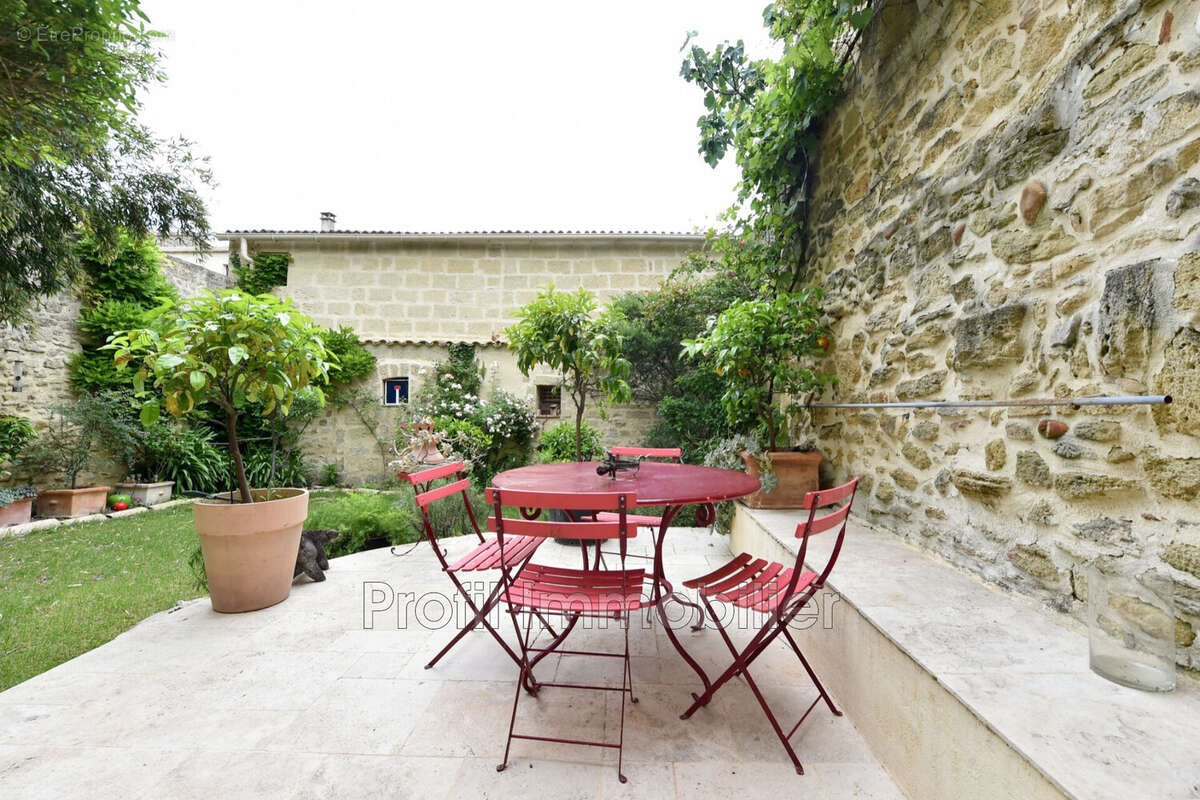 Maison à AIGUES-VIVES