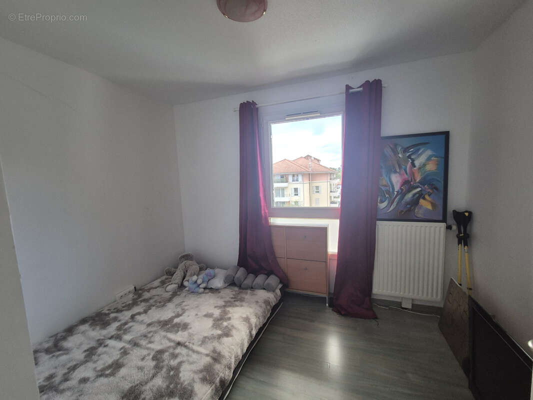 Appartement à VILLE-LA-GRAND