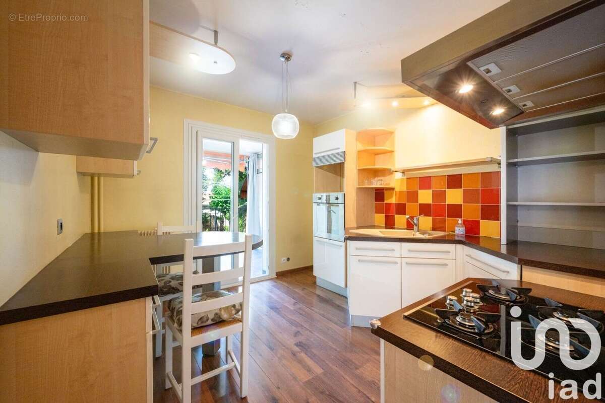 Photo 2 - Appartement à SALON-DE-PROVENCE