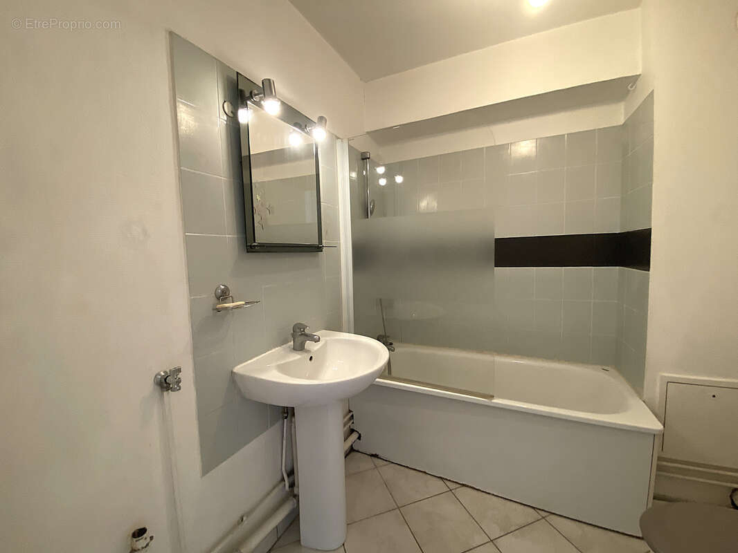 Appartement à MAGNY-LE-HONGRE