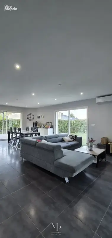 Maison T5 de plain pied 120 m2 avec terrain et garage - photo 2