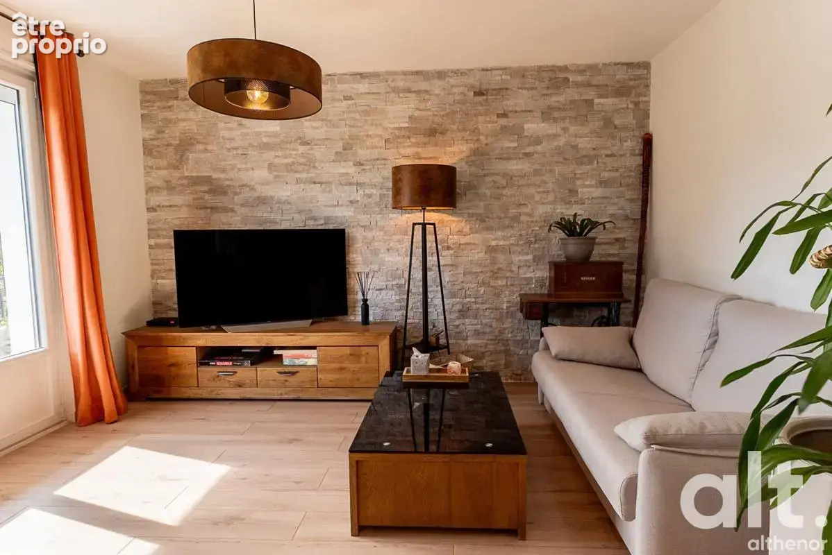 Appartement à Annecy — 3 chambres et traversant - photo 2