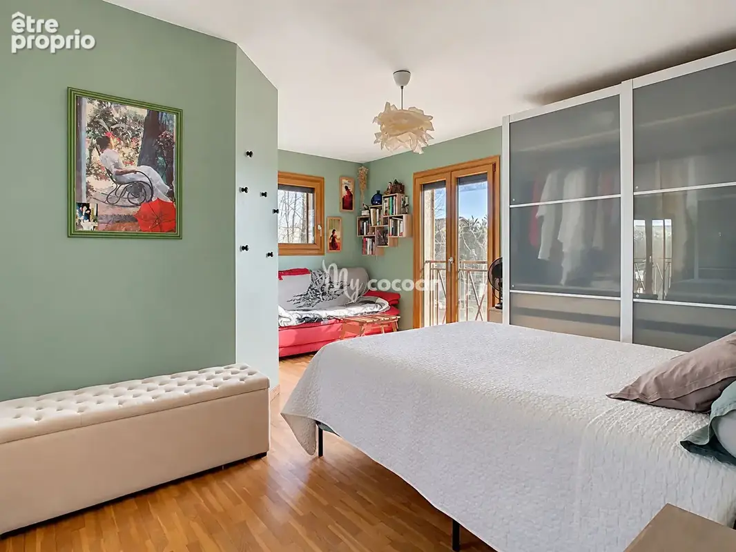 Maison - T6 - 177 m² - photo 10