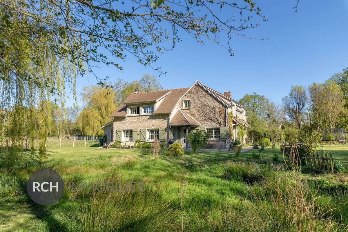 Maison à MONTFORT-L'AMAURY