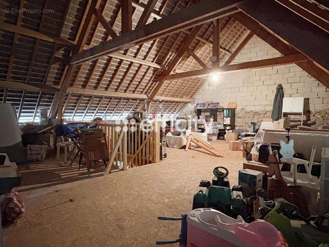 Maison à TESSY-SUR-VIRE