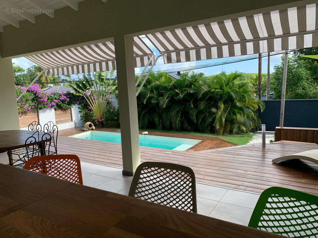 Maison à SAINTE-ANNE