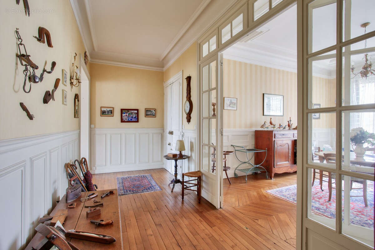 Appartement à VERSAILLES