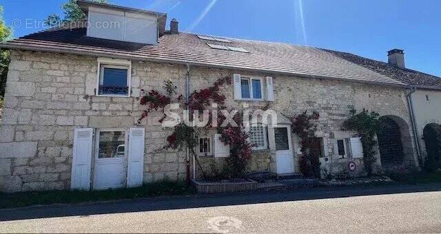 Maison à ARBOIS