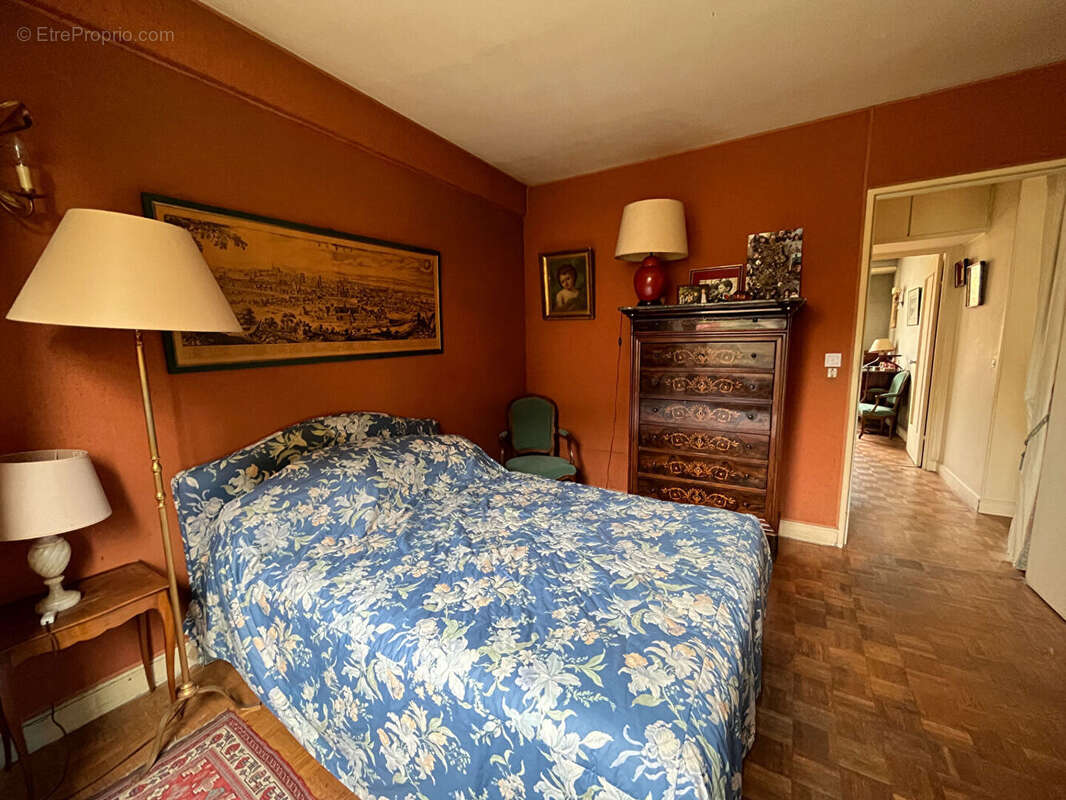 Appartement à SAINT-CLOUD