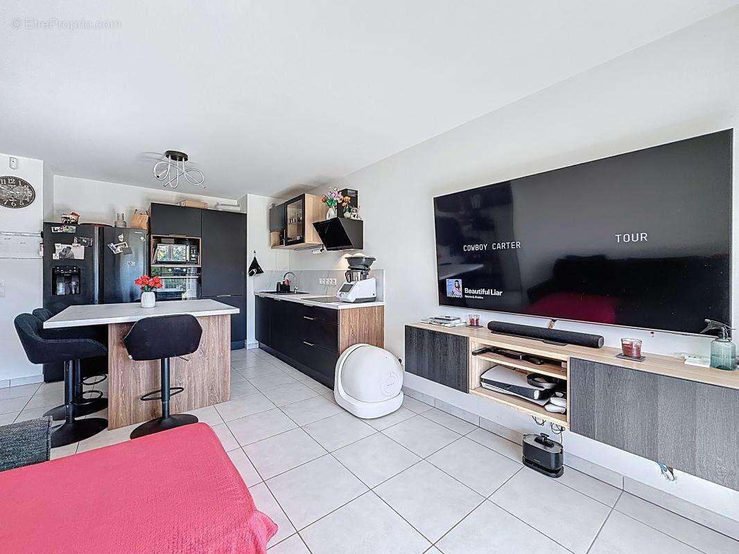 Appartement à PONT-EVEQUE