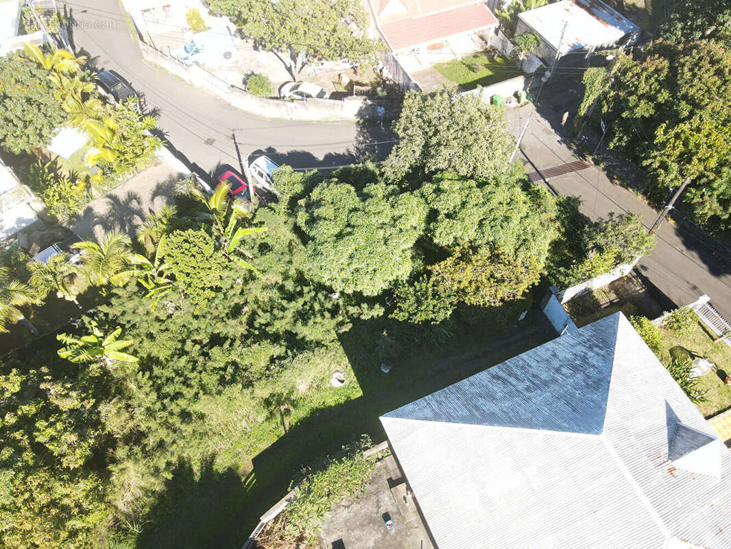 Terrain + Projet Appartement - Saint Pierre - photo 2