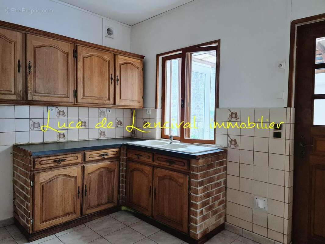 Maison 113 m² à Saint-Gobain  - photo 2