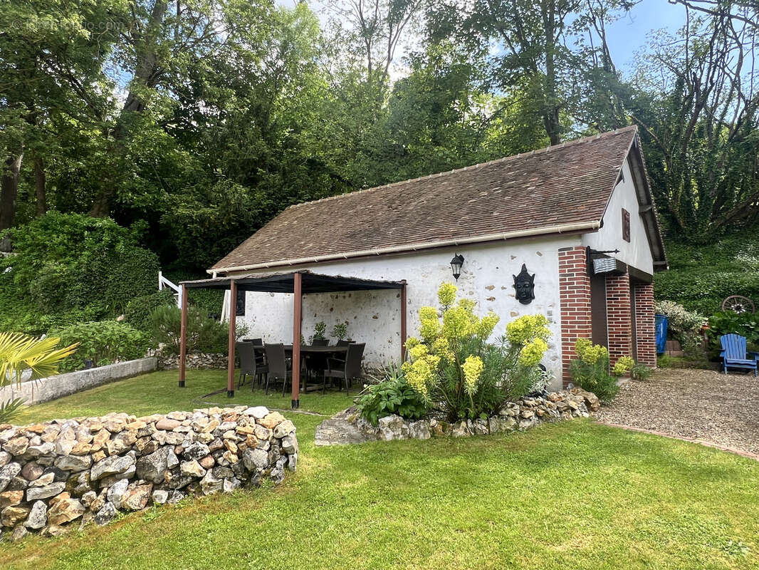 Maison à VERT-EN-DROUAIS