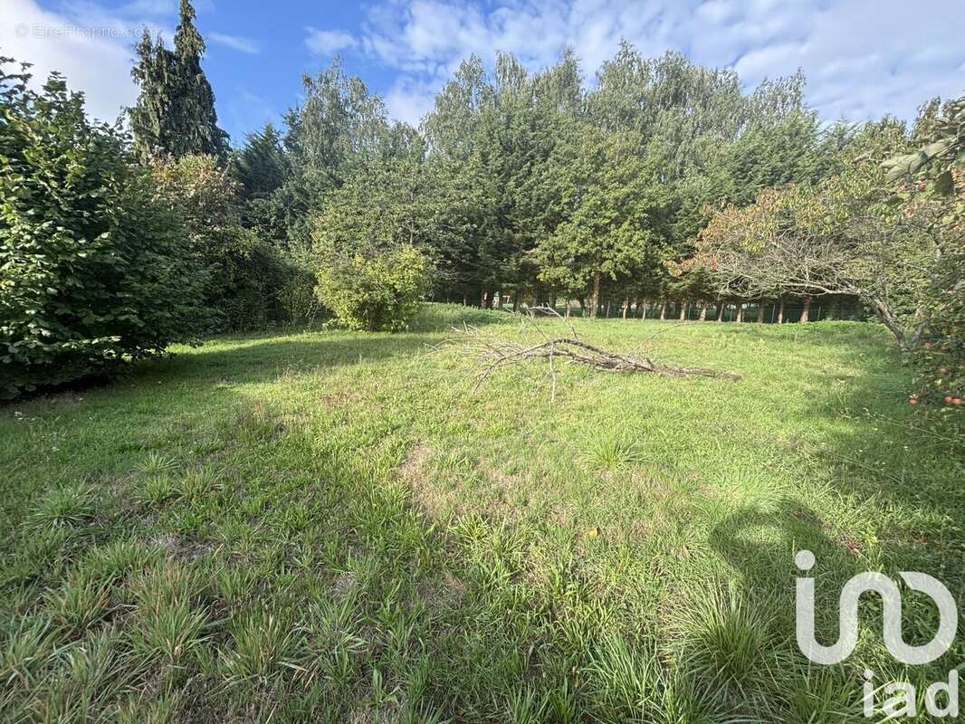 Photo 3 - Terrain à TORCE-EN-VALLEE