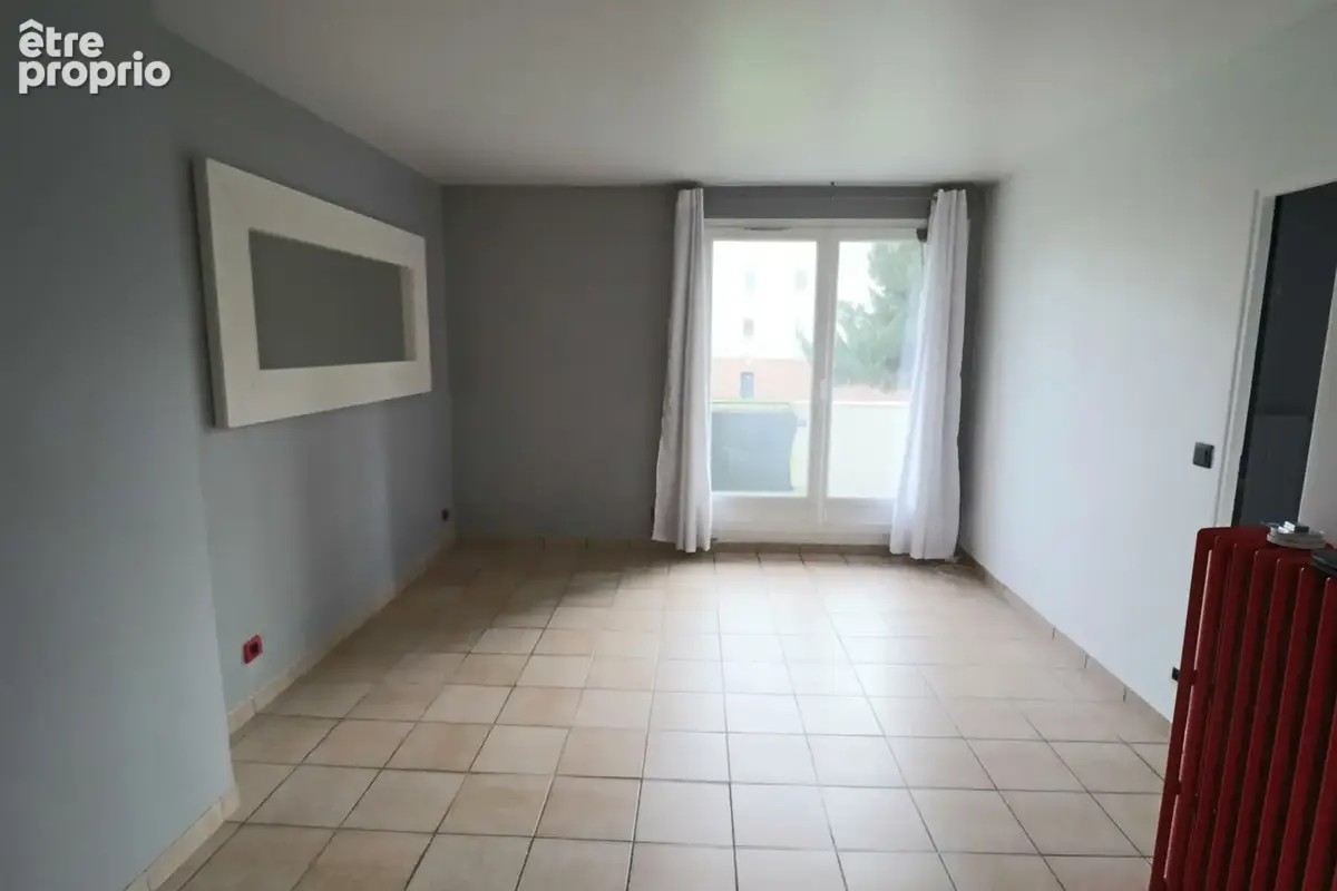 LE PECQ - Apt 2 pièces avec balcon et cave - photo 2