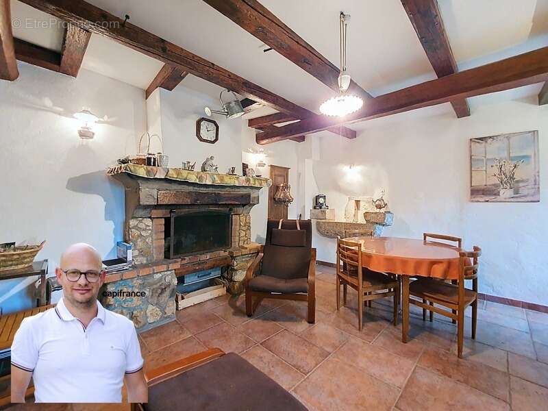 Maison à ATTIGNAT-ONCIN