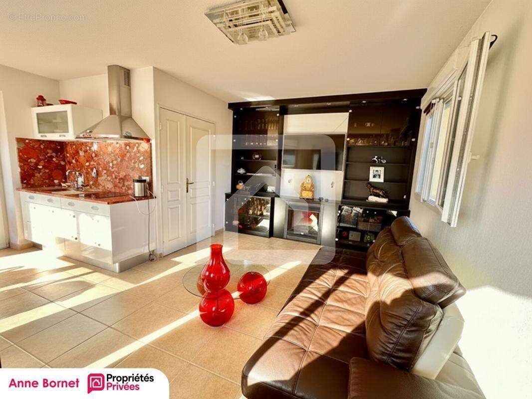 Appartement en toit-terrasse avec 48 m2 d'extérieur, double garage, cave - photo 6