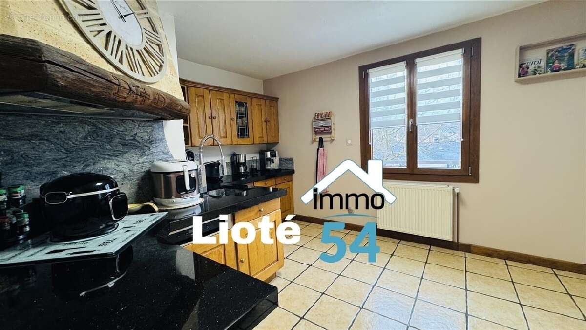 Maison à THAON-LES-VOSGES