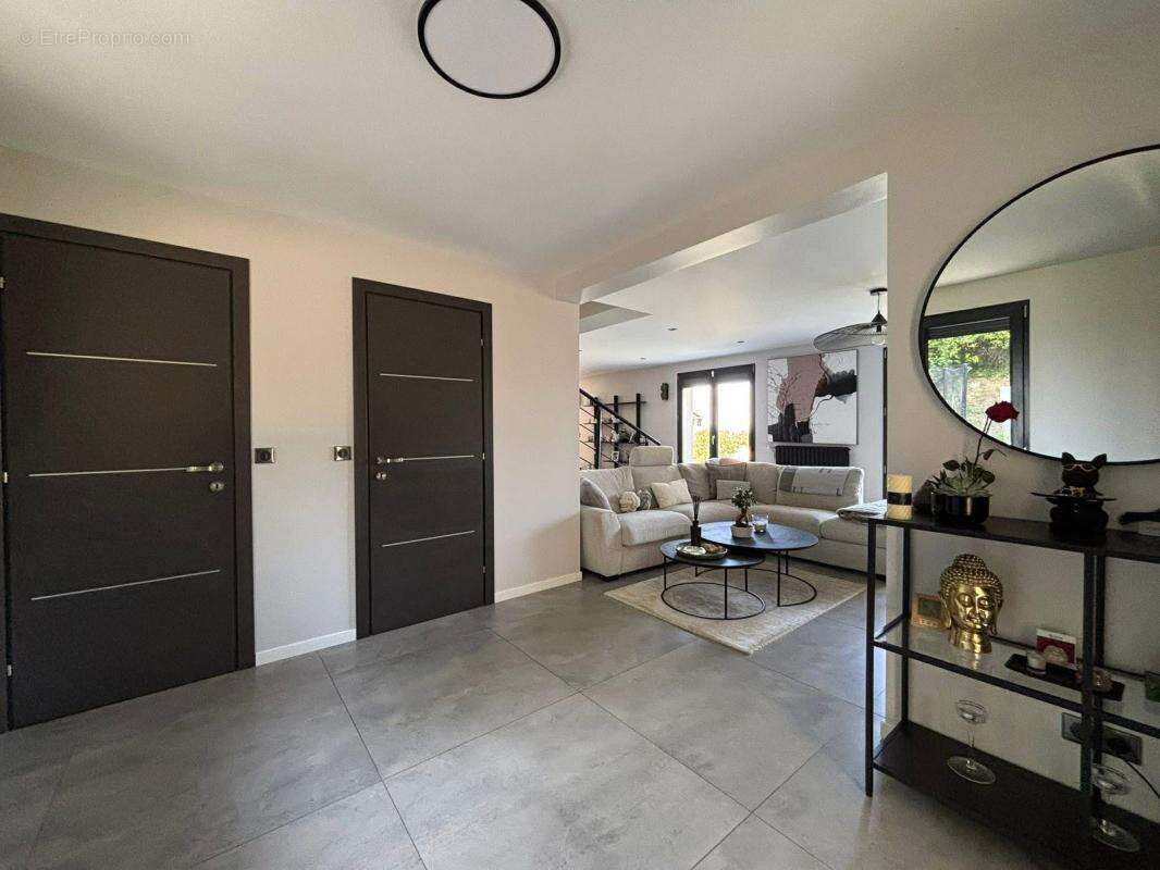 Maison 230 m² à Triel-Sur-Seine  - photo 4
