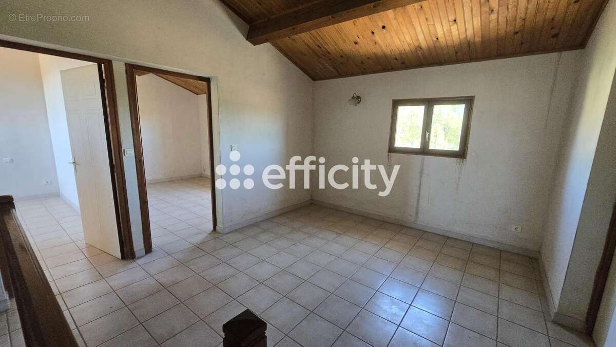 Maison 320 m² à Cessenon-Sur-Orb  - photo 12