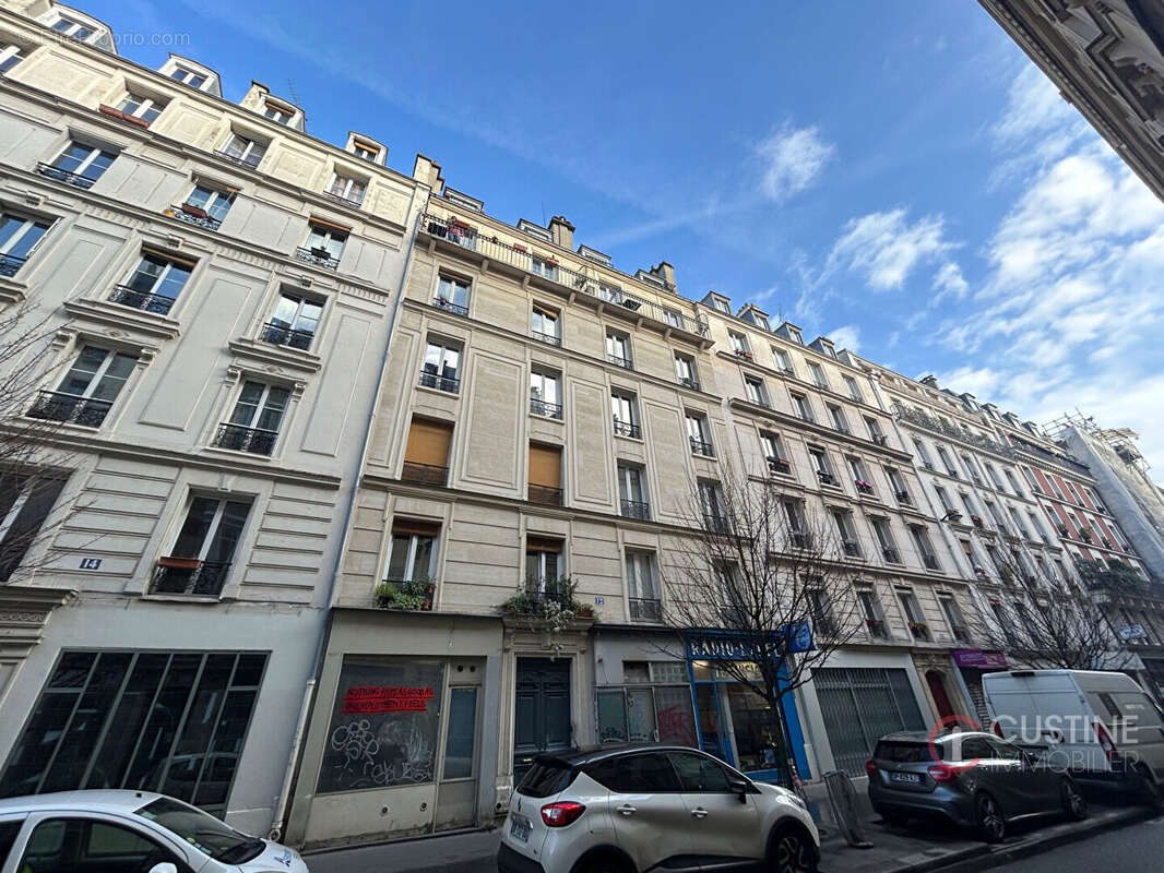 Appartement à PARIS-18E