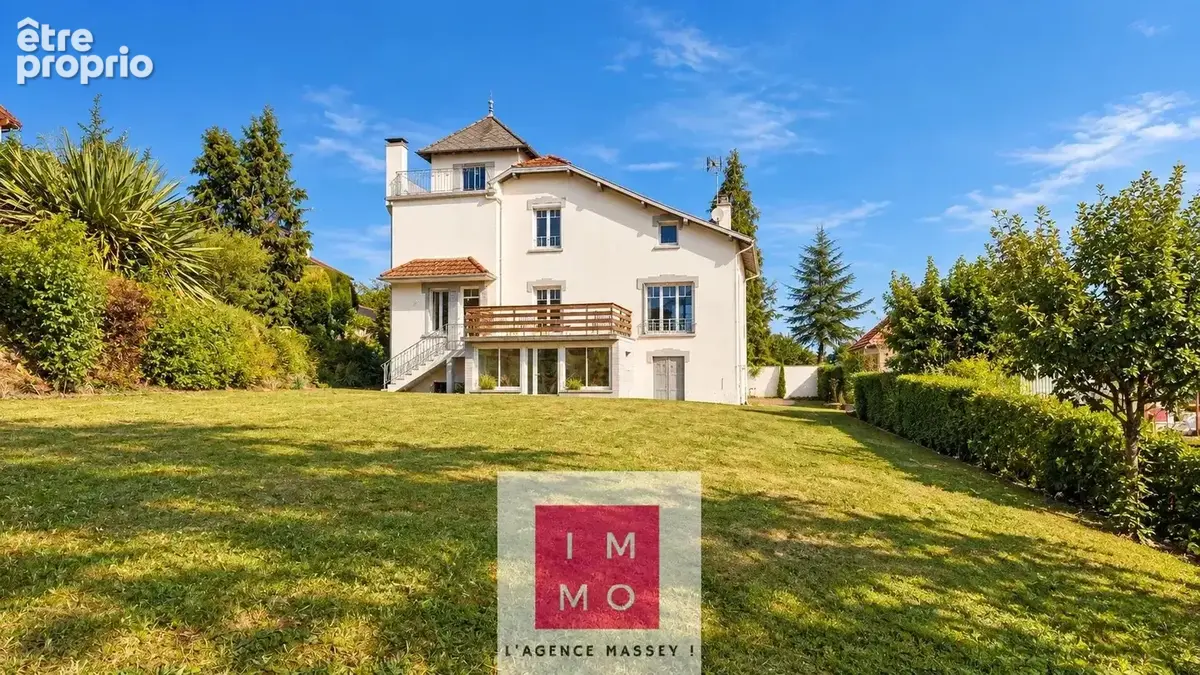 Photo Maison à Lourdes au prix de 352 000€