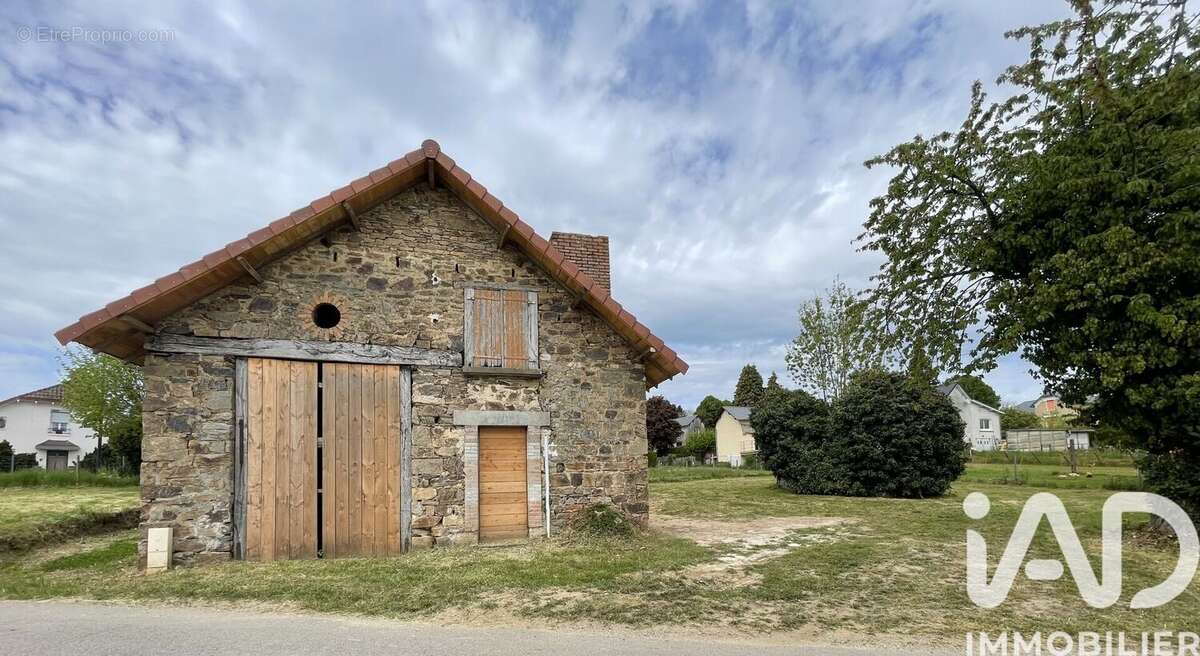 Photo 6 - Maison à SAINT-GERMAIN-LES-BELLES