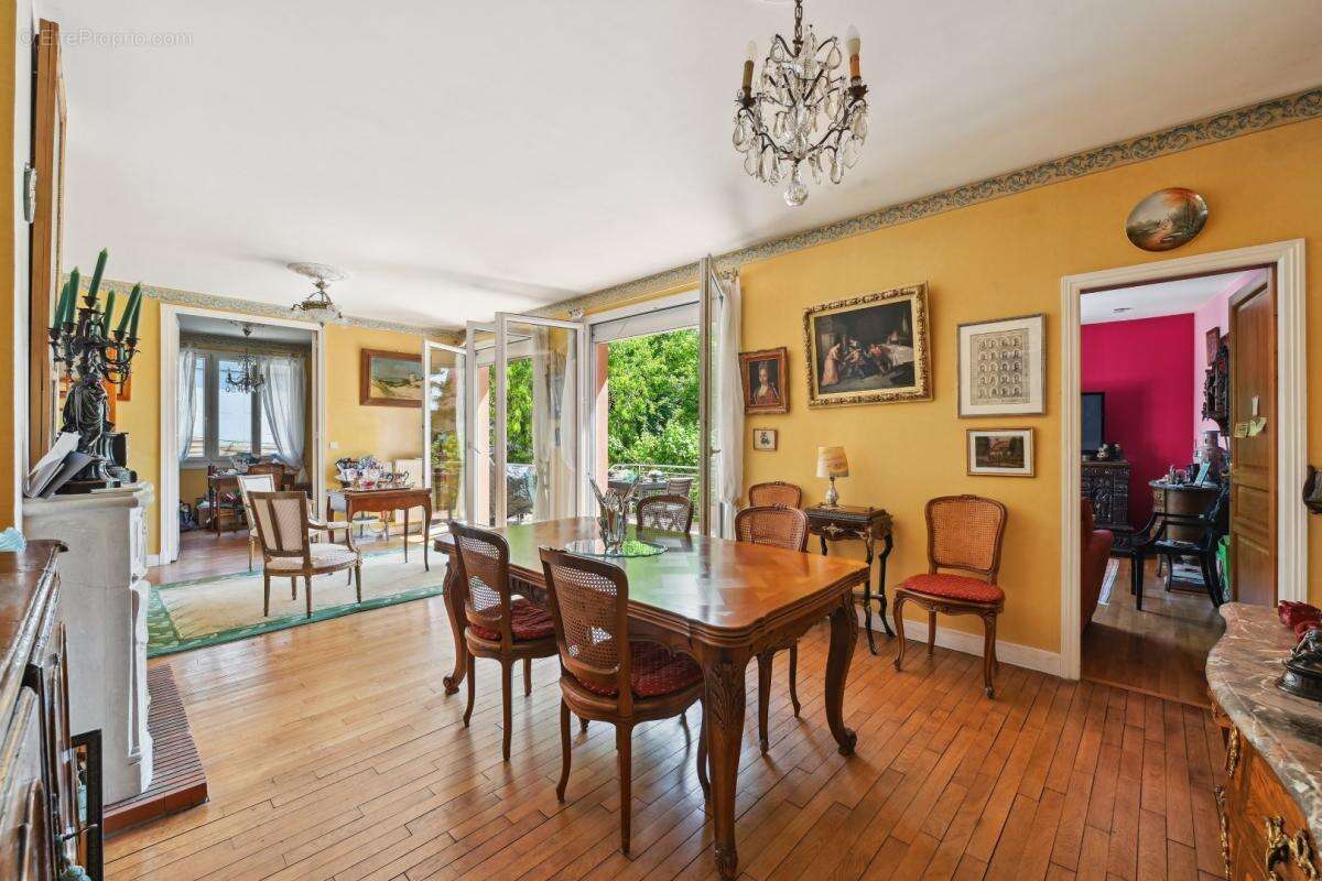 Maison à SAINT-GERMAIN-EN-LAYE