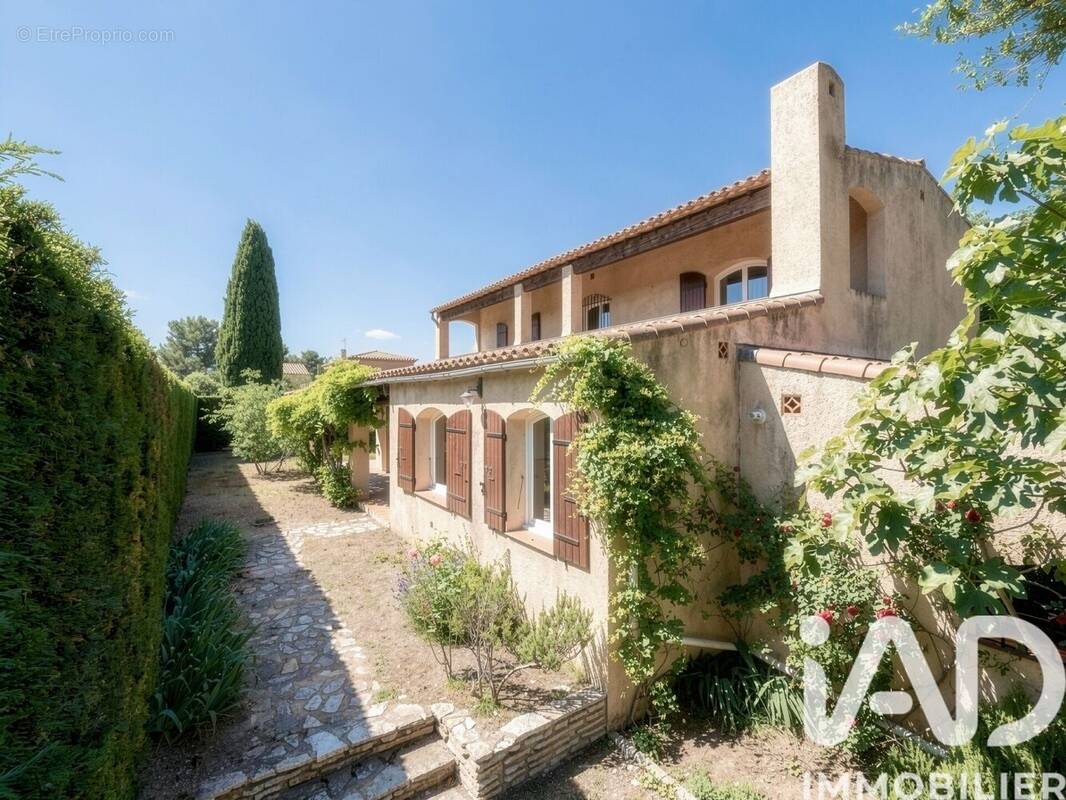 Photo 1 - Maison à GARDANNE